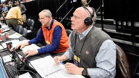 auburn radio announcer dead|Rod Bramblett, the 'Voice of the Auburn Tigers,' and his wife .